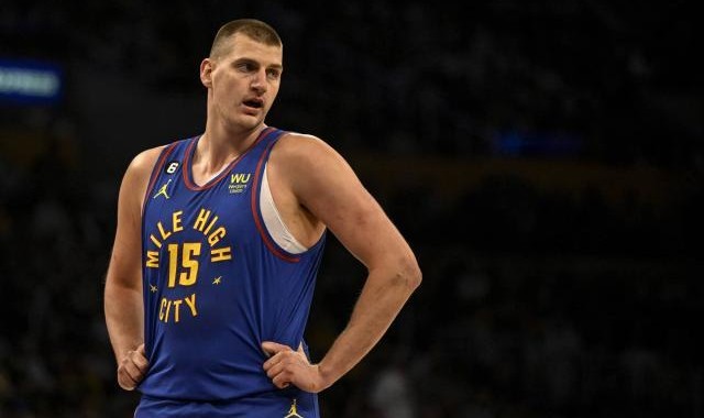 常规赛成绩下滑掘金毫不在意 马龙：健康就够了