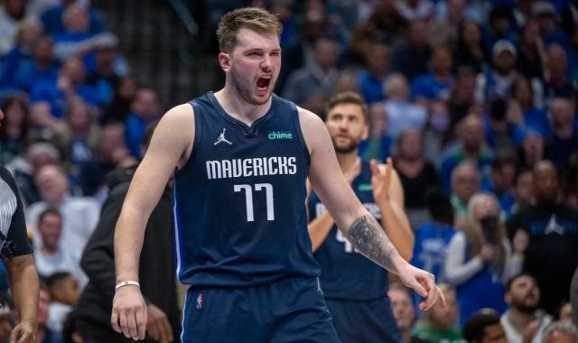 在线娱乐-单节19分率队攻占天王山 爵士无力阻挡东契奇