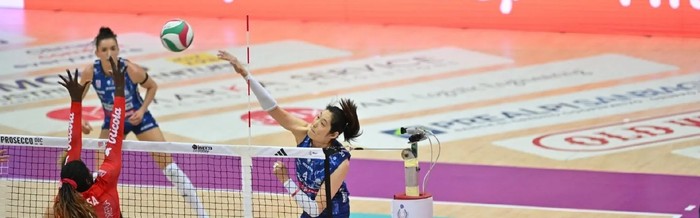 九游app下载-加比受伤，朱婷状态火热再砍20分！庄宇珊状态一般，球队输球|科内|科内利亚诺|常规赛|伊莎贝拉.哈克|意大利女排_新浪体育_新浪新闻